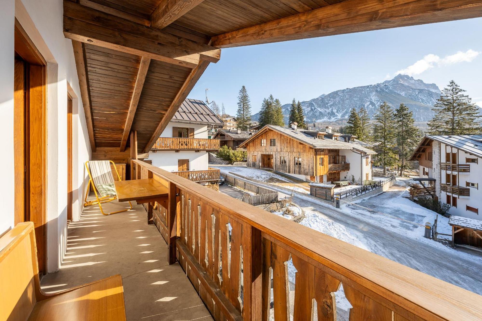 Attico Lodge Кортина д'Ампецо Екстериор снимка