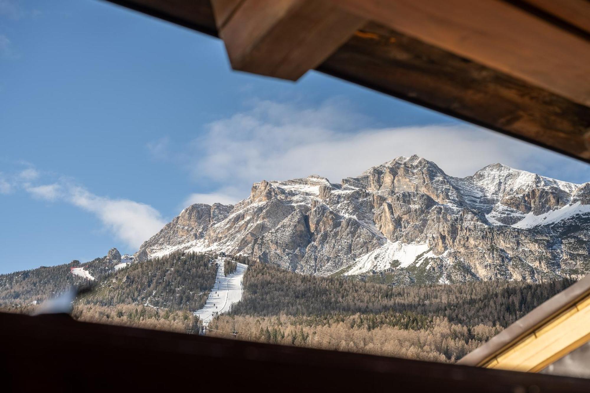 Attico Lodge Кортина д'Ампецо Екстериор снимка